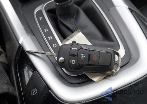 2013 Ford Fusion Se from USA, damaged, VIN 3FA6P0H76DR132084